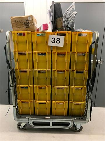 Posten Haushaltswaren: Inhalt von 20 großen Kisten