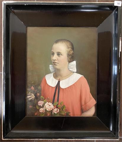 Portrait einer jungen Dame mit Rosen