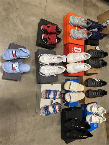 Posten Schuhe, 12 Paar
