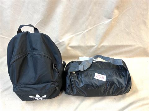 Ein Adidas Rucksack schwarz+ Kleine Sporttasche