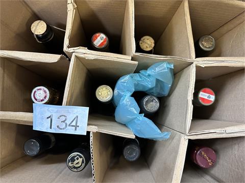 Wein-Ü-Box mit 12 Flaschen