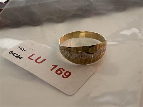 1 Ring (585/- 1,08 gr.)