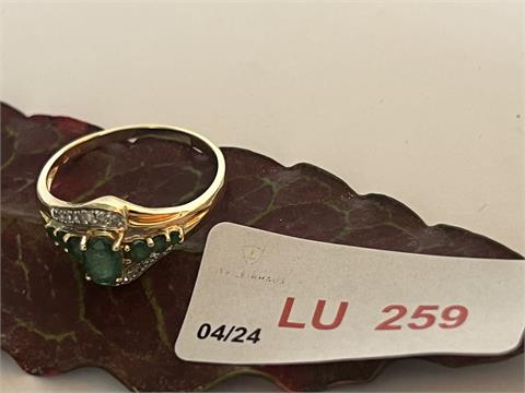 1 Ring mit grünen FS (585/- 3,02 gr.)