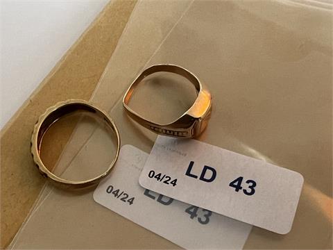 1 Ring m. FS (333/- 2,25 gr.); und