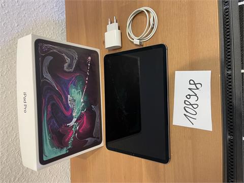 Apple iPad Pro 11" 64GB, LTE, silber [2018] (MU0U2FD/A / MU0U2KN/A)