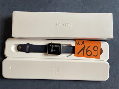 2x Apple Watch: